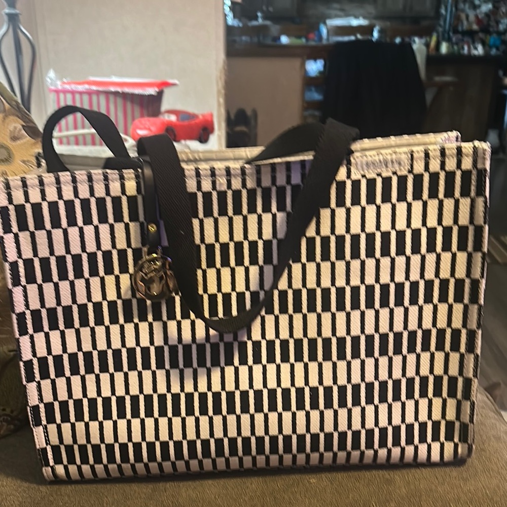 Spartina black and white geometric tote bag.